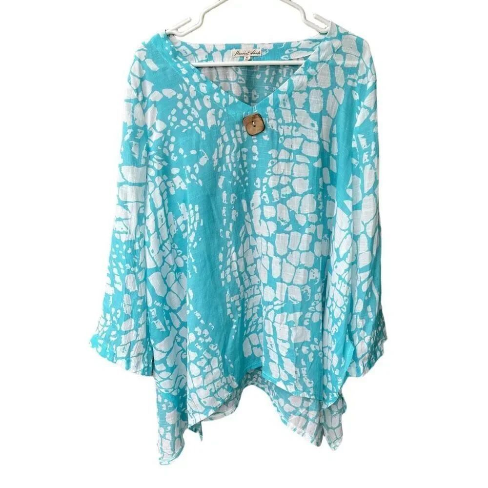 Pleasant Shade size XL semi sheer shark bite 3/4 roll up sleeves top. Beach tro